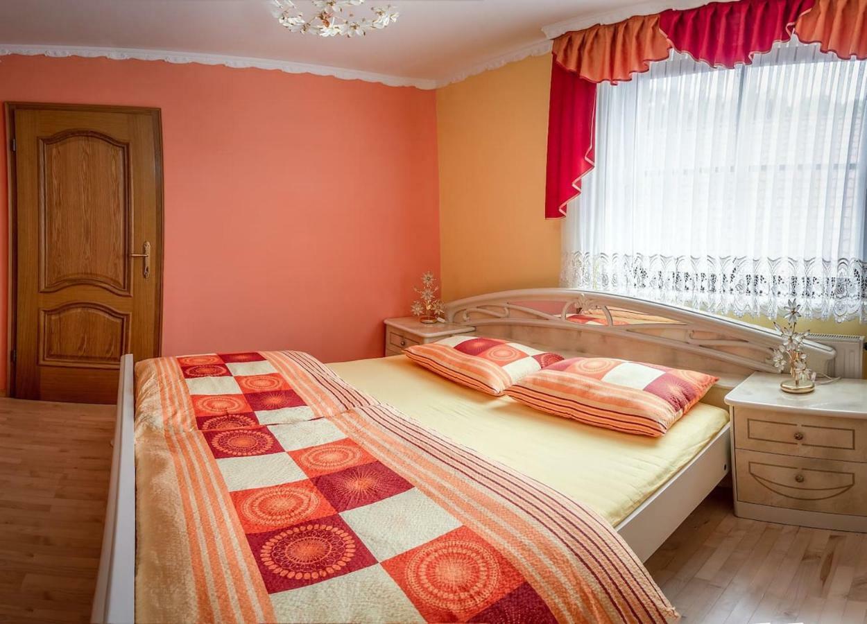 Apartma Ajda Komenda Exterior photo